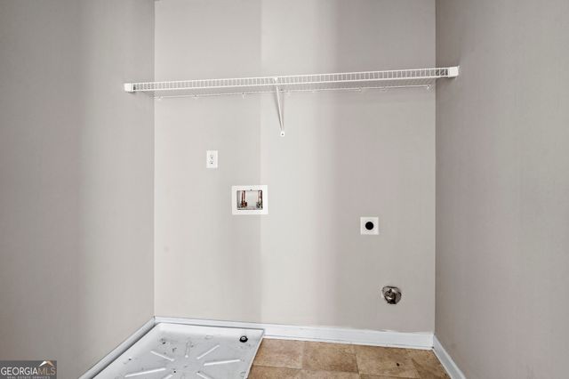 184 Amelia Drive, Byron, GA 31008