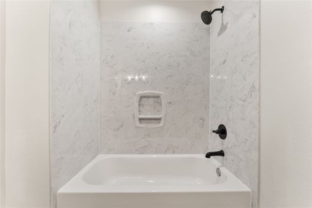 919 Fairway Road, Woodway, TX 76712