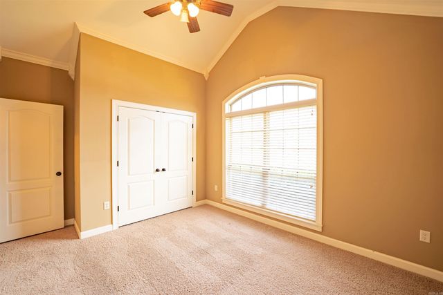 19 Waters Edge Drive, Little Rock, AR 72204