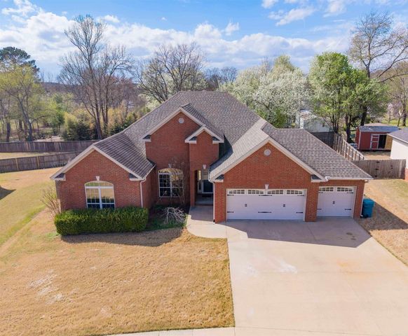 19 Waters Edge Drive, Little Rock, AR 72204