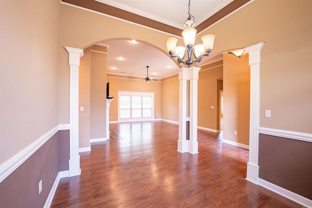 19 Waters Edge Drive, Little Rock, AR 72204