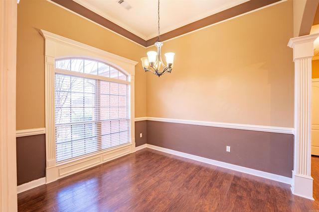 19 Waters Edge Drive, Little Rock, AR 72204