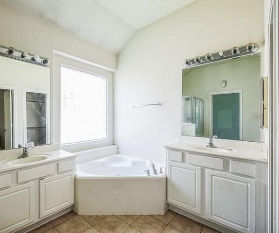 21823 Hannover Village Drive, Spring, TX 77388