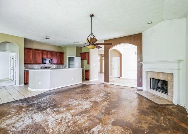 21823 Hannover Village Drive, Spring, TX 77388
