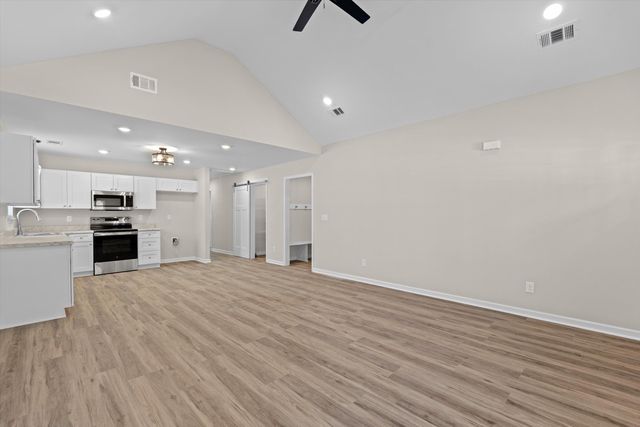 631 Clary Street, Thomson, GA 30824