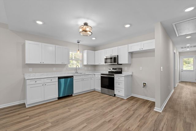 631 Clary Street, Thomson, GA 30824