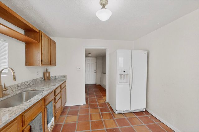 1012 21st Street NW, Albuquerque, NM 87104