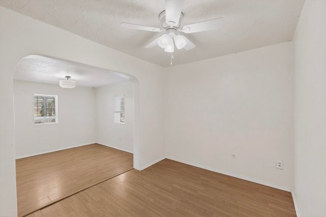 1012 21st Street NW, Albuquerque, NM 87104