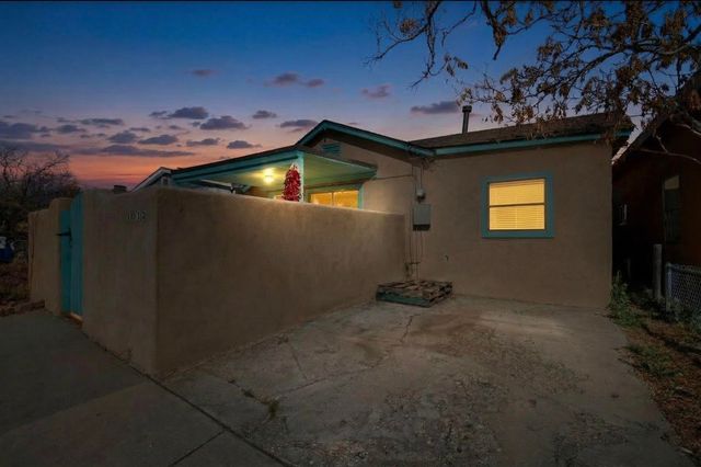 1012 21st Street NW, Albuquerque, NM 87104
