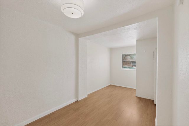 1012 21st Street NW, Albuquerque, NM 87104