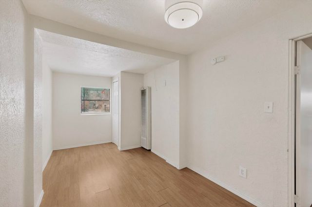 1012 21st Street NW, Albuquerque, NM 87104