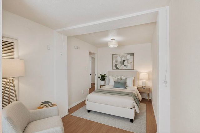 1012 21st Street NW, Albuquerque, NM 87104