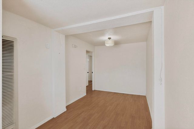 1012 21st Street NW, Albuquerque, NM 87104