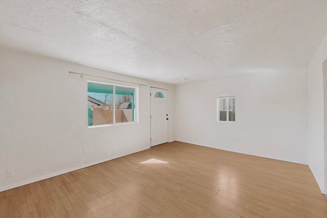 1012 21st Street NW, Albuquerque, NM 87104