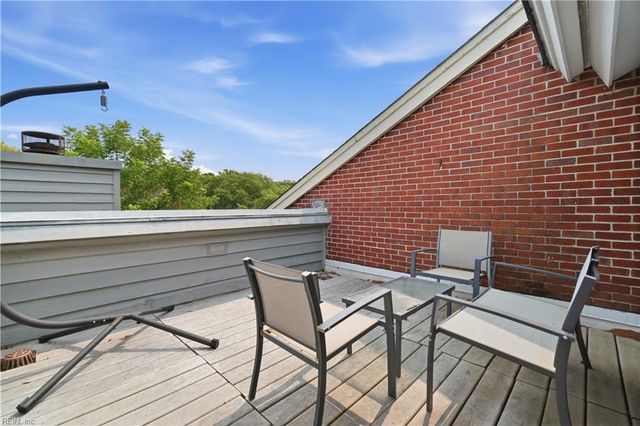 351 Pender CT, Norfolk, VA 23517