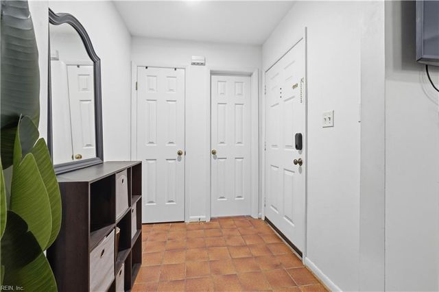 351 Pender CT, Norfolk, VA 23517