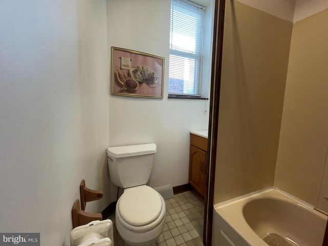 331 ROSEBERRY ST, Philadelphia, PA 19148