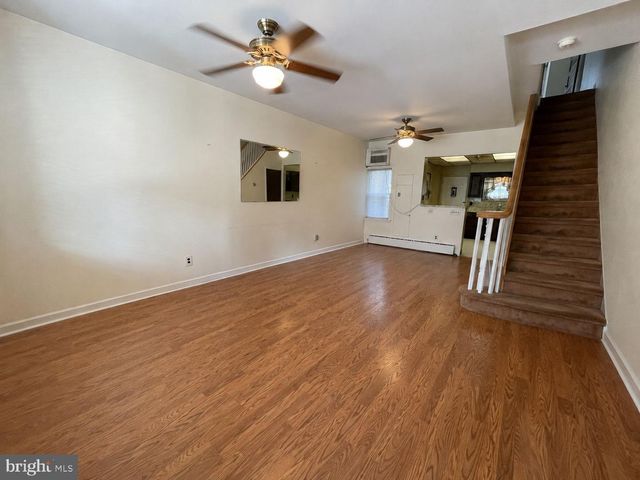 331 ROSEBERRY ST, Philadelphia, PA 19148