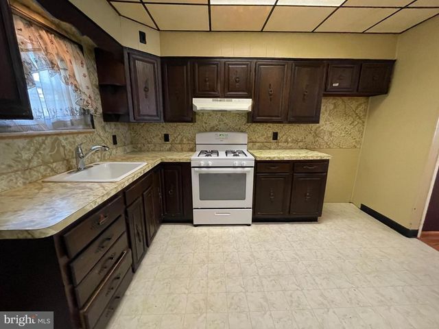 331 ROSEBERRY ST, Philadelphia, PA 19148