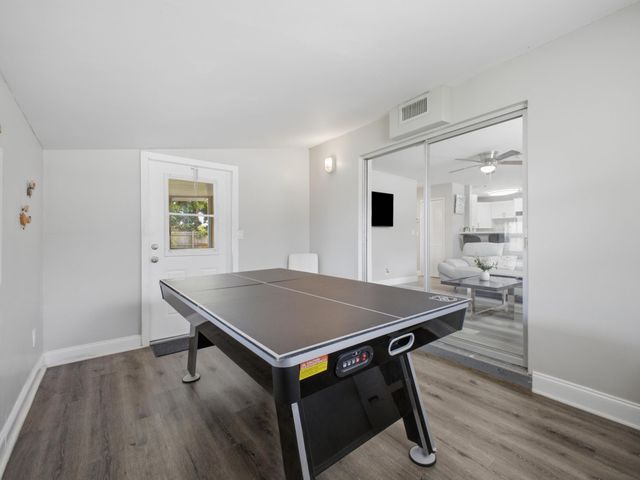 226 E Gateway Boulevard, Boynton Beach, FL 33435