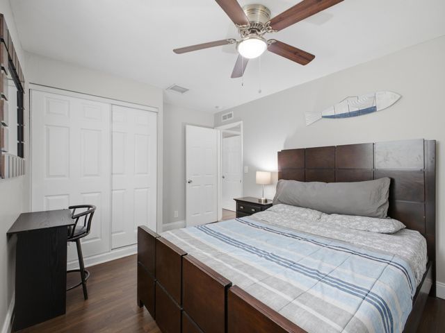 226 E Gateway Boulevard, Boynton Beach, FL 33435