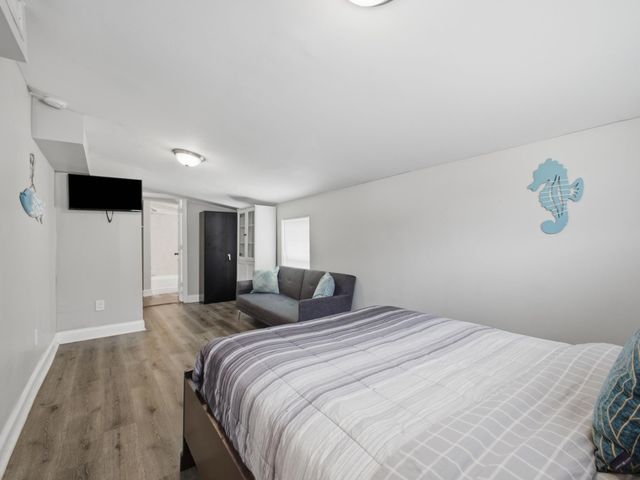 226 E Gateway Boulevard, Boynton Beach, FL 33435