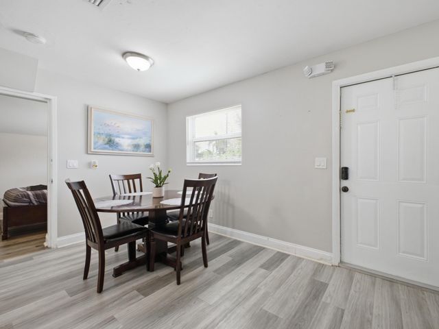 226 E Gateway Boulevard, Boynton Beach, FL 33435