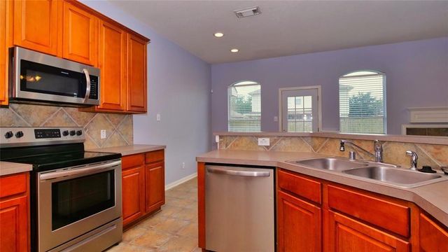 10235 Riderdale Park Lane, Houston, TX 77070