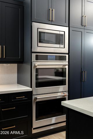 25803 N 8TH Avenue, Phoenix, AZ 85085