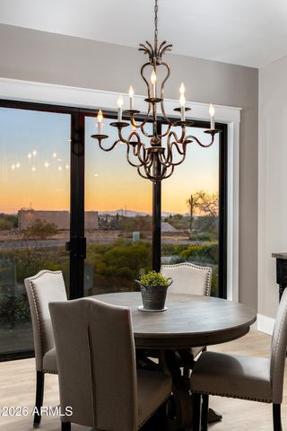 25803 N 8TH Avenue, Phoenix, AZ 85085