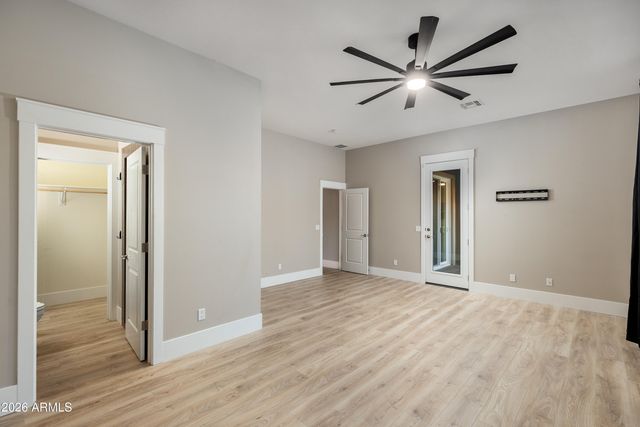 25803 N 8TH Avenue, Phoenix, AZ 85085