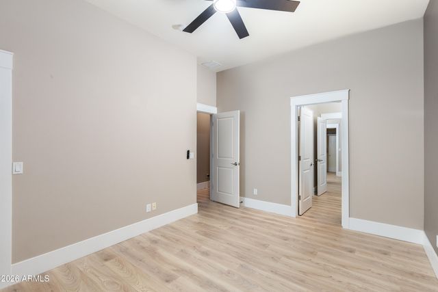 25803 N 8TH Avenue, Phoenix, AZ 85085