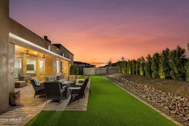 25803 N 8TH Avenue, Phoenix, AZ 85085