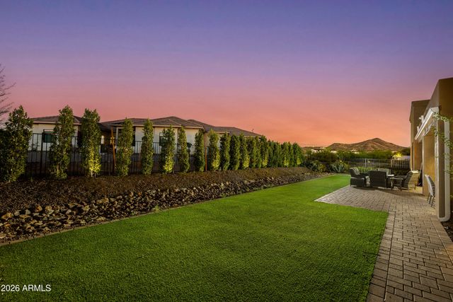 25803 N 8TH Avenue, Phoenix, AZ 85085