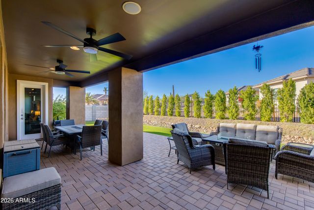 25803 N 8TH Avenue, Phoenix, AZ 85085