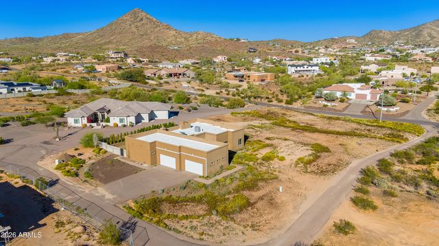 25803 N 8TH Avenue, Phoenix, AZ 85085