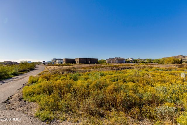 25803 N 8TH Avenue, Phoenix, AZ 85085