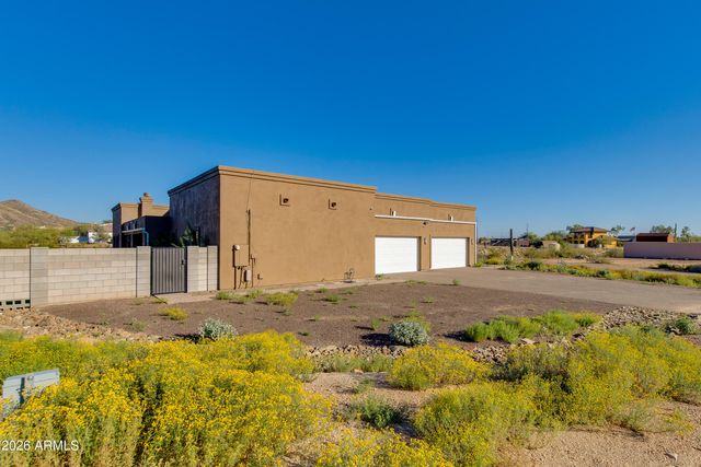 25803 N 8TH Avenue, Phoenix, AZ 85085