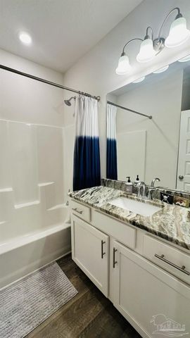 12609 Windsor Dr, Pensacola, FL 32506