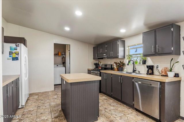 936 W PAPERMILL Road, Taylor, AZ 85939