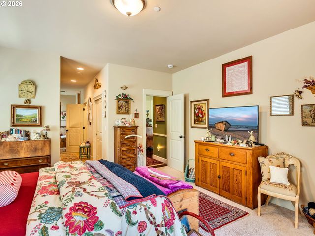 5295 DRUMMOND Dr, Gearhart, OR 97138