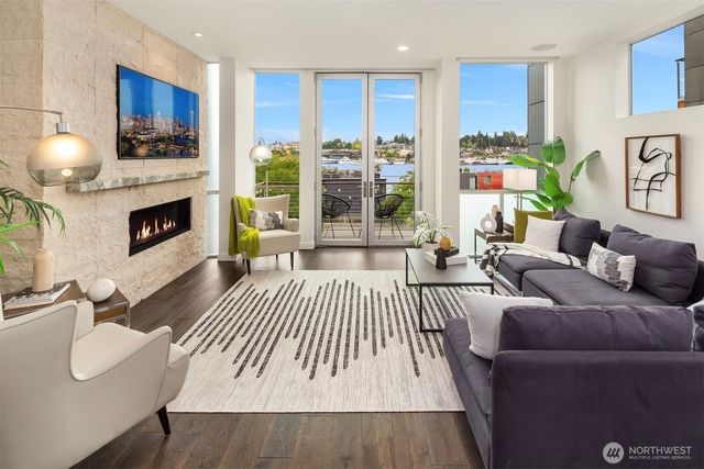 2834 Fairview Avenue E, Seattle, WA 98102