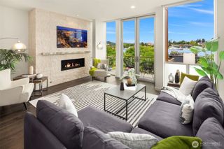 2834 Fairview Avenue E, Seattle, WA 98102