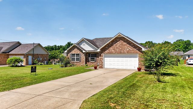 3194 Barretts Ridge Dr, Murfreesboro, TN 37130