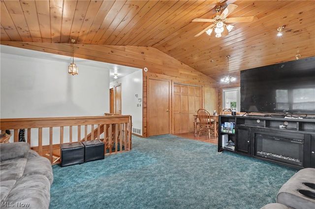 6092 Warren Road, Cortland, OH 44410