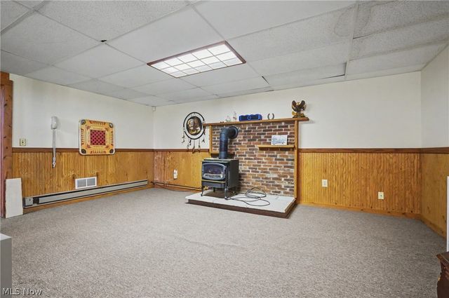 6092 Warren Road, Cortland, OH 44410
