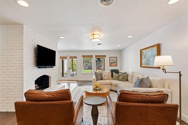 7910 Highmeadow Drive, Houston, TX 77063