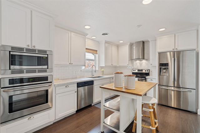 7910 Highmeadow Drive, Houston, TX 77063