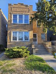 5150 W Henderson Street, Chicago, IL 60641