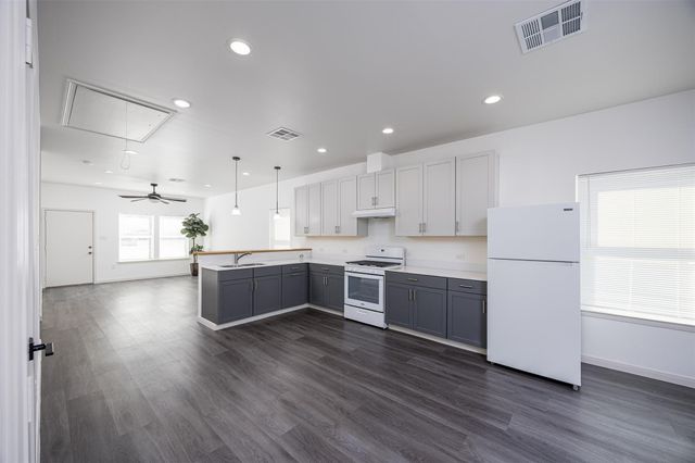 7817 Shotwell Street, Houston, TX 77016